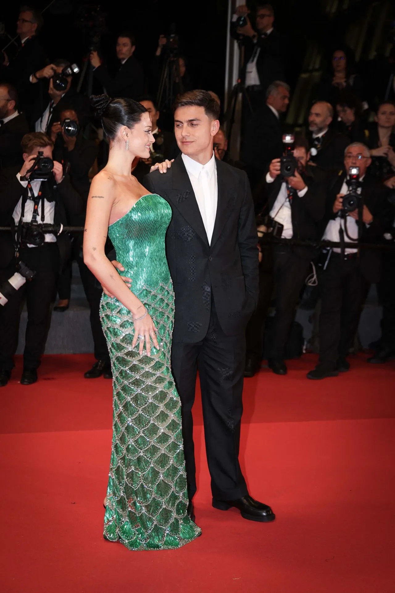 ORIANA SABATINI AT THE SHROUDS PREMIERE AT CANNES FILM FESTIVAL7